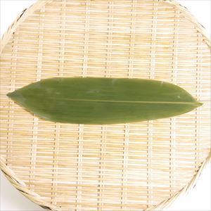 【業務用・資材】笹の葉（Ｍサイズ）　５０枚×２束