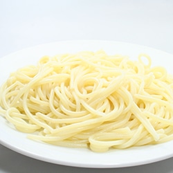 【業務用・食材】［生パスタ］冷凍生スパゲッティ　１３０ｇ×３０個