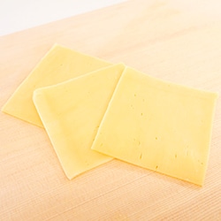 【業務用・食材】チェダースライスチーズ　１５０ｇ