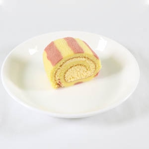 【業務用・食材】ロールケーキ　安納芋　１９０ｇ